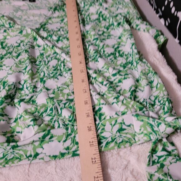 INC Faux Wrap Top Womens Size Medium Green White Side Tie - Picture 7 of 8